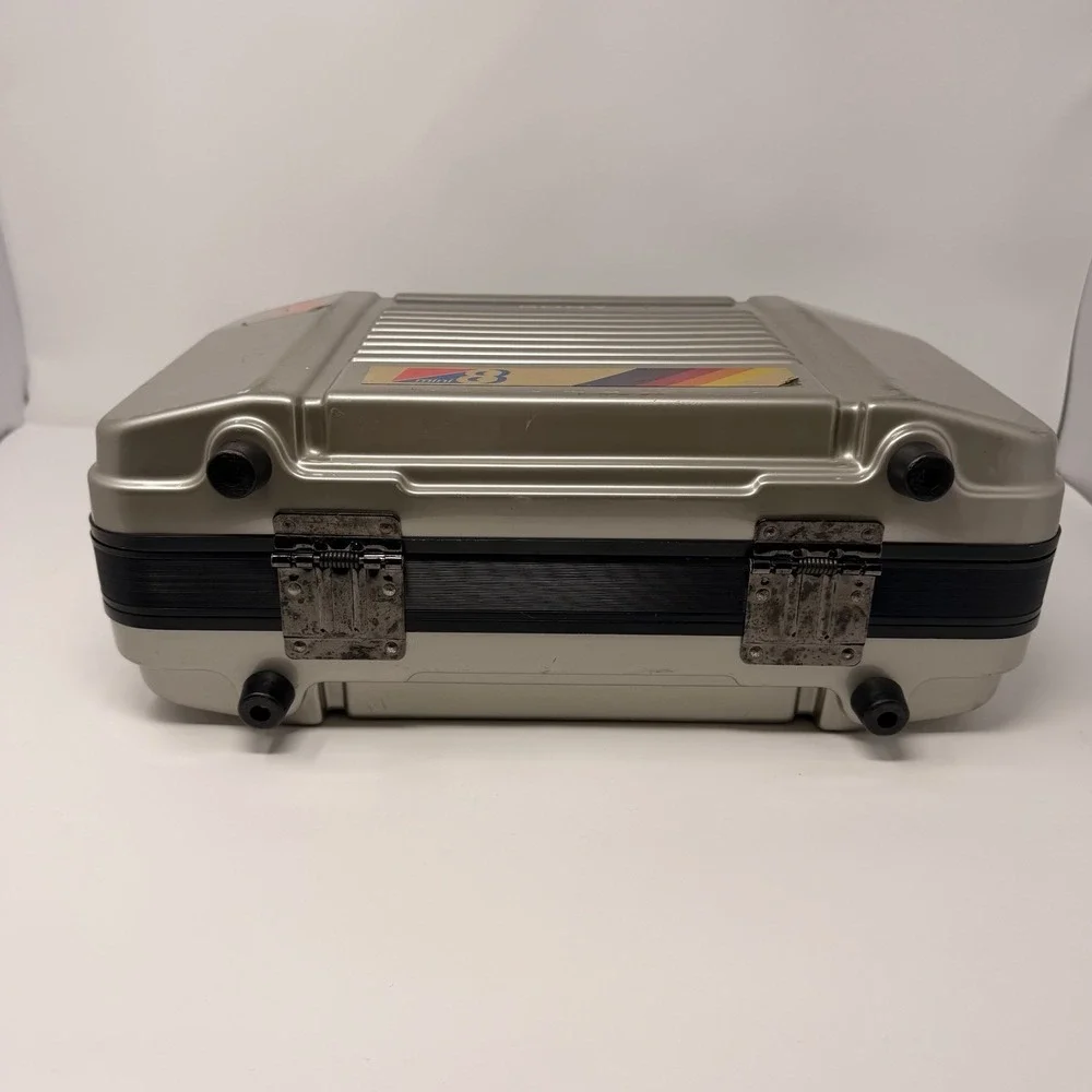 1985 Vintage Sony Video 8 Handycam CCD-M8u 8mm‎ Camera Recorder Hard CASE ONLY